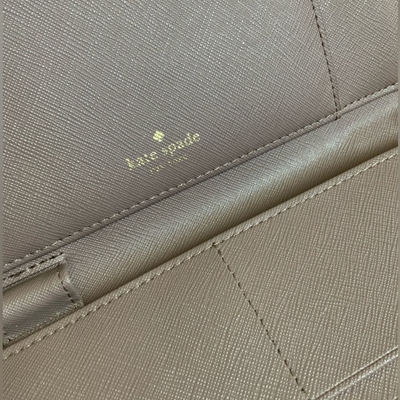 NWOT Kate Spade Cameron Taupe Wallet 8.5x5 Inches - Picture 9 of 12